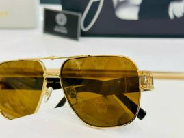 Picture of Versace Sunglasses _SKUfw57313019fw